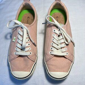 Cariuma OCA Low canvas sneakers color rose size Unisex M 8-W 9.5 rubber toe cap